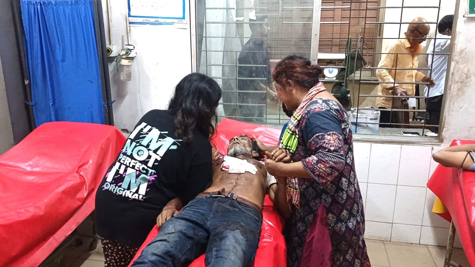 মাটির ব্যবসা নিয়ে বিরোধের জেরে লক্ষ্মীপুরে গুলি করে হত্যা